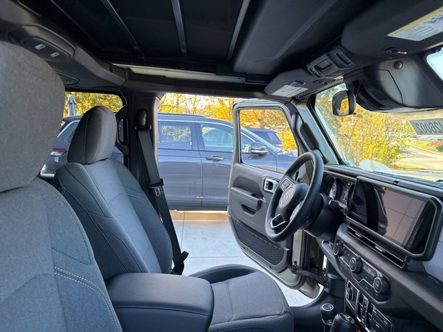 New 2026 Jeep Wrangler Sport S image 38