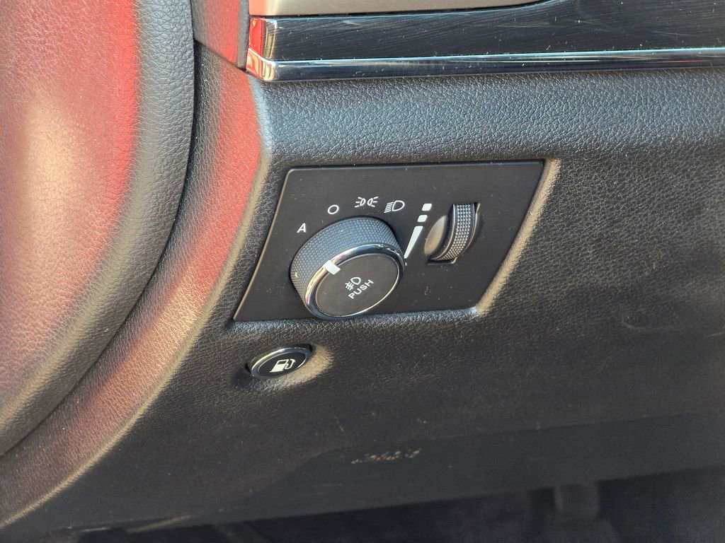 Used 2017 Jeep Grand Cherokee Trailhawk image 33