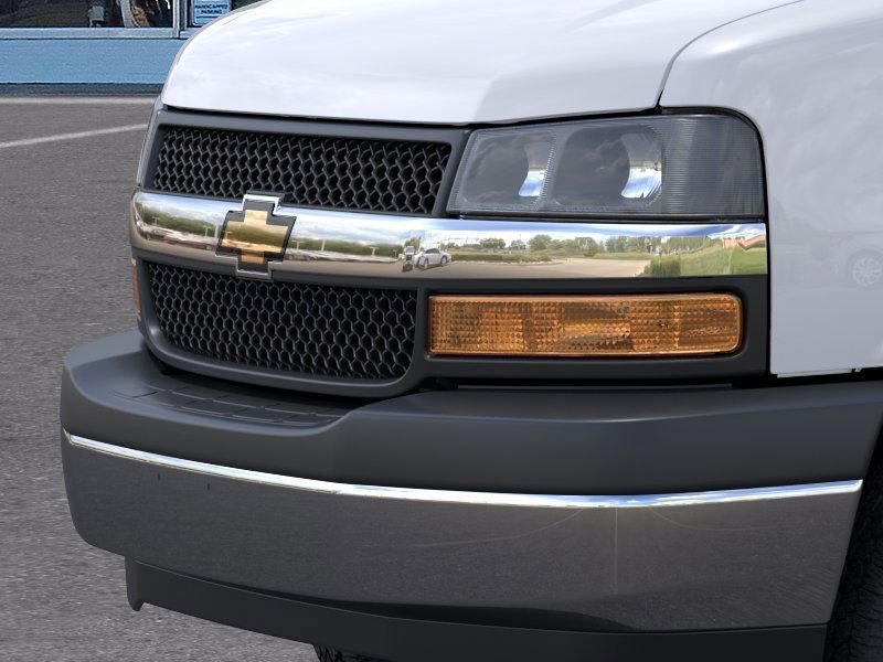 New 2025 Chevrolet Express 3500 w/ Power Convenience Package RWD image 13