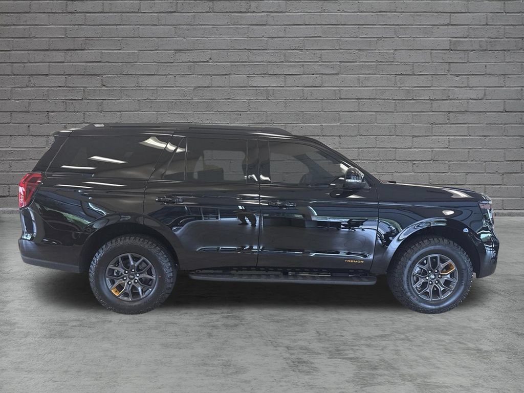 Used 2027 Ford Expedition Tremor w/ Driver's Package AWD/4WD image 9