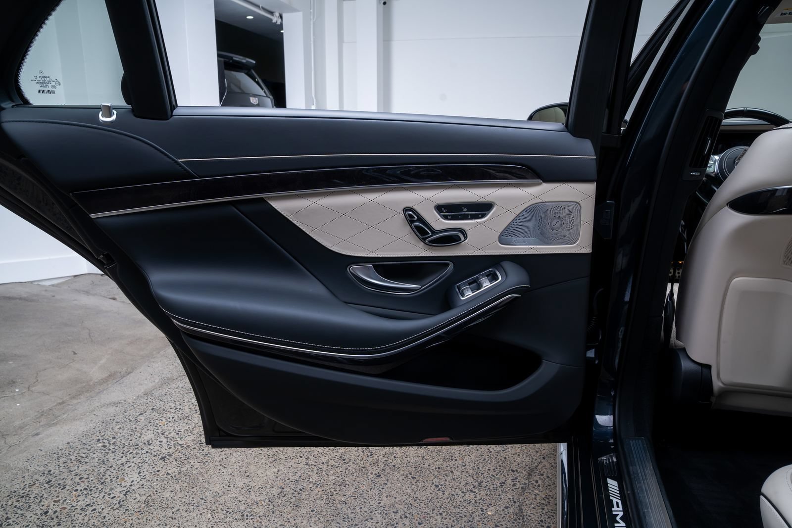 Used 2019 Mercedes-Benz S 63 AMG S 4MATIC Sedan image 21
