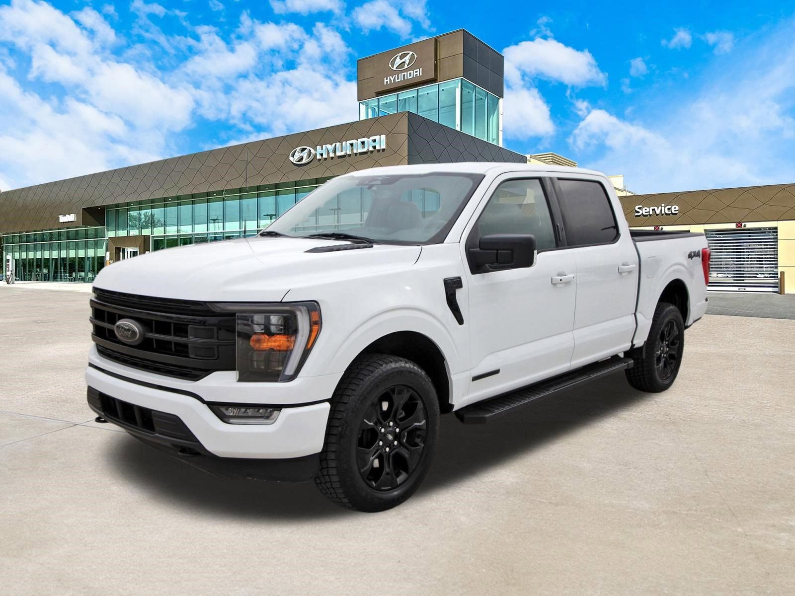 Used 2023 Ford F150 XLT w/ Equipment Group 302A High image 10