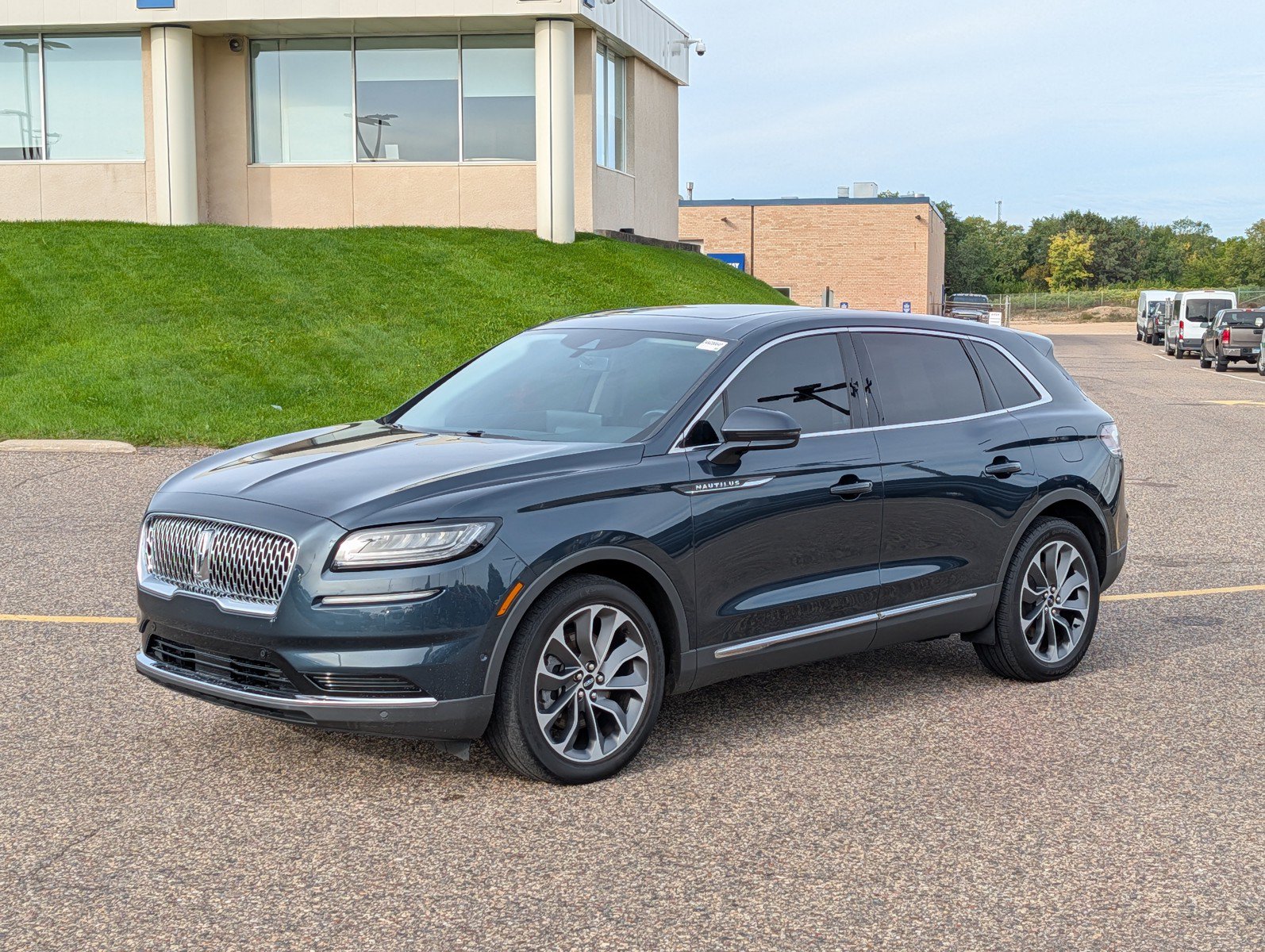 Used 2023 Lincoln Nautilus Reserve w/ Equipment Group 201A