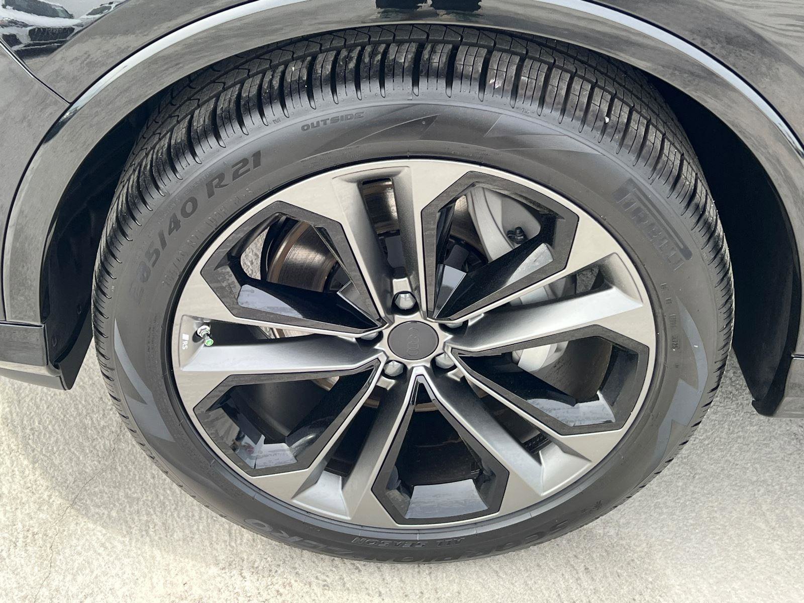 New 2026 Audi Q7 3.0T Premium Plus AWD/4WD image 12