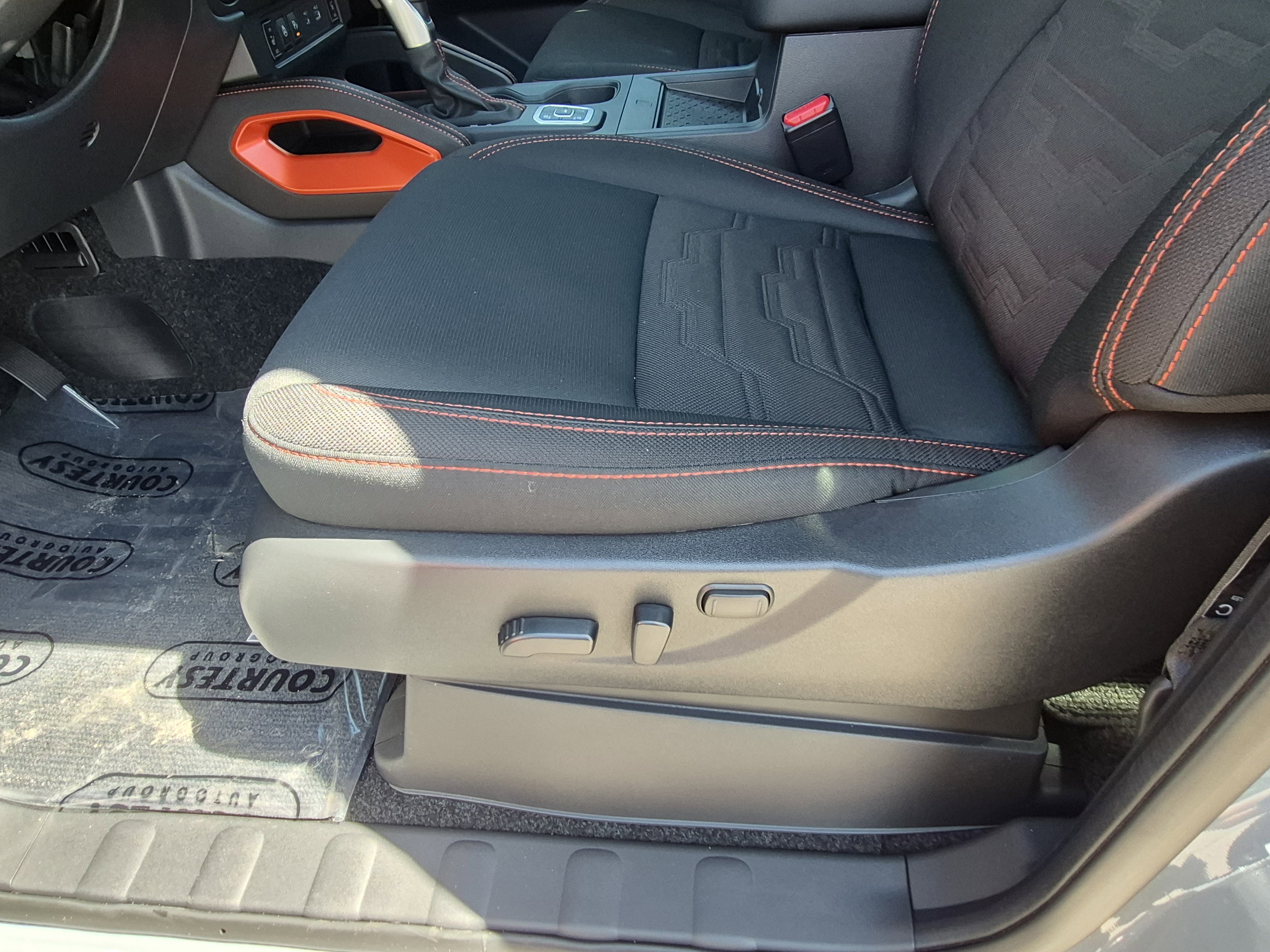 New 2026 Nissan Frontier PRO-4X w/ Pro-4x Convenience Package AWD/4WD image 39