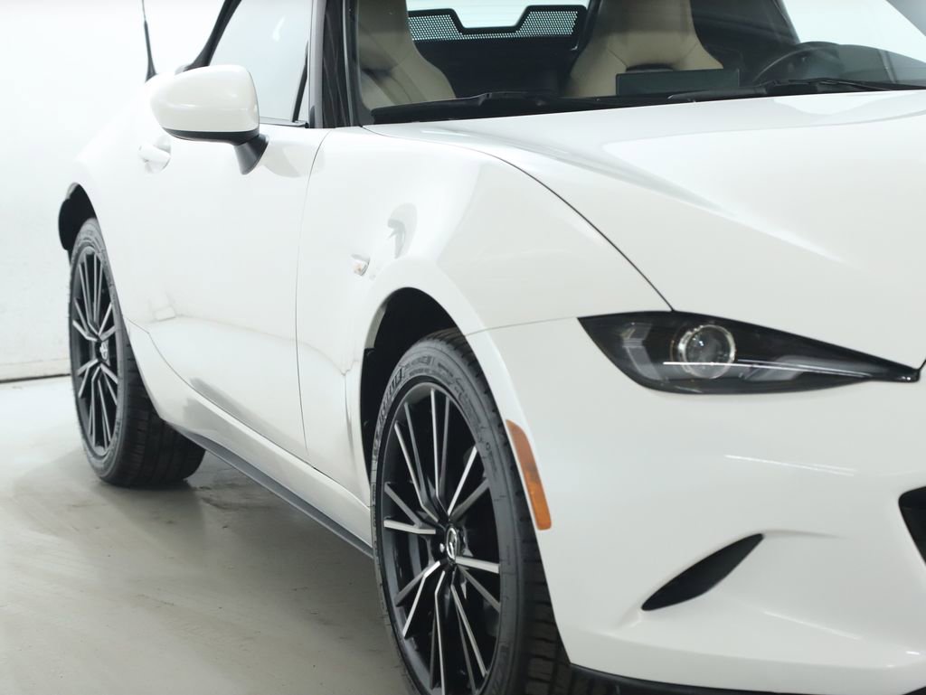 Used 2024 MAZDA MX-5 Miata Grand Touring image 9