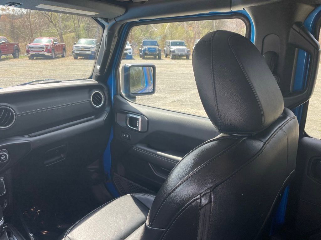 Used 2023 Jeep Wrangler Unlimited Sahara w/ Cold Weather Group image 22