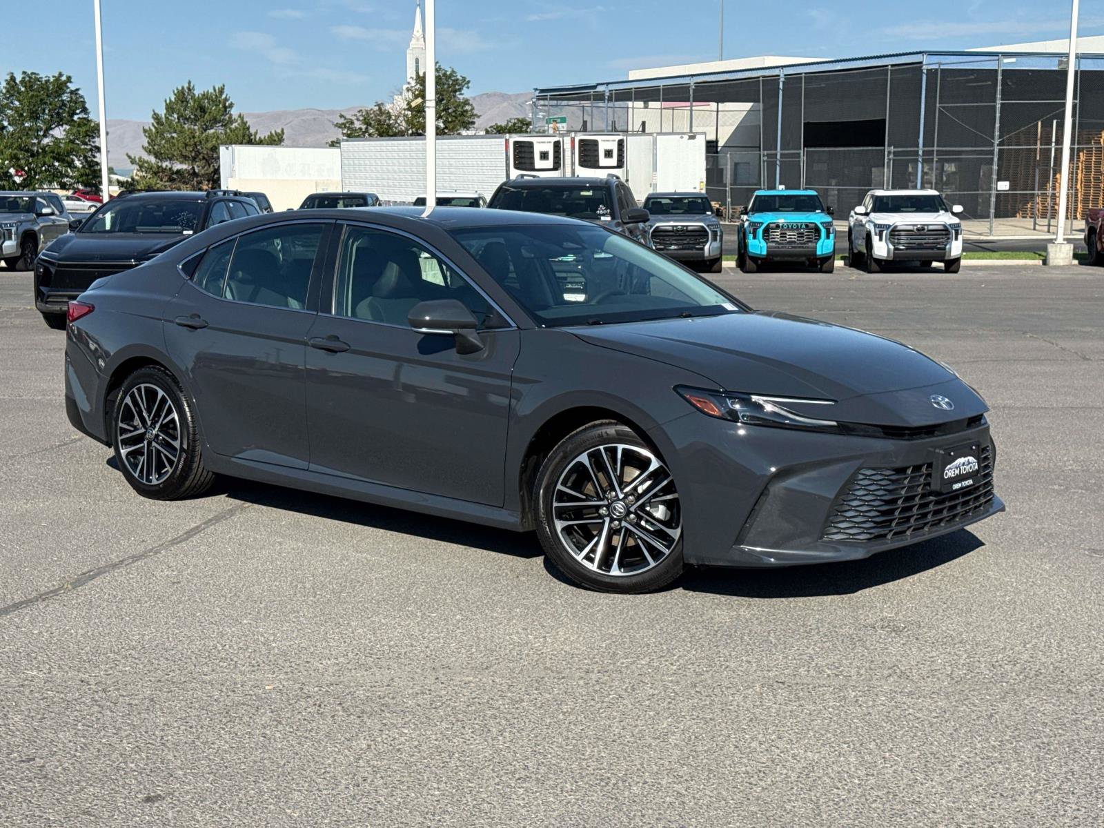 Used 2026 Toyota Camry XLE FWD image 1