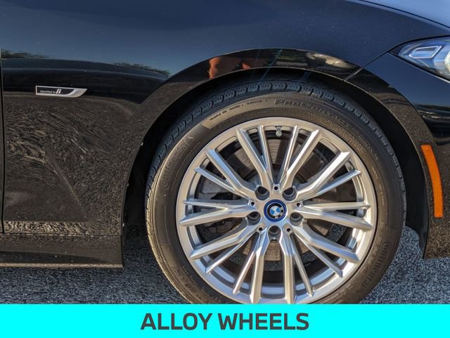 Used 2023 BMW 330e w/ Driving Assistance Package image 13