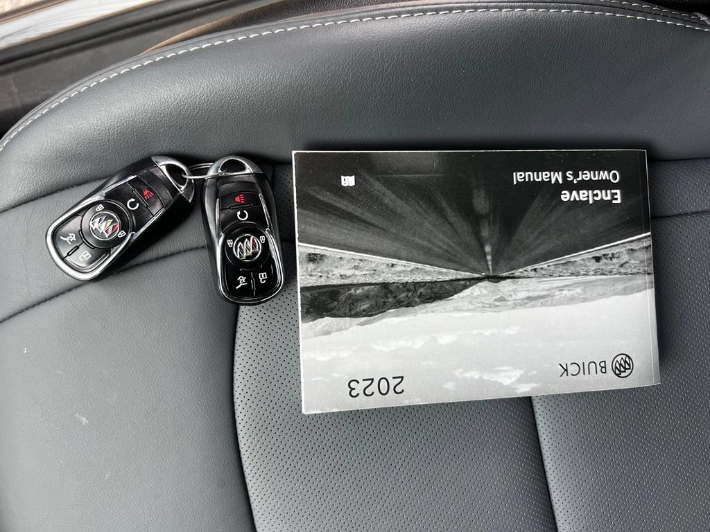 Certified 2023 Buick Enclave Essence FWD image 37