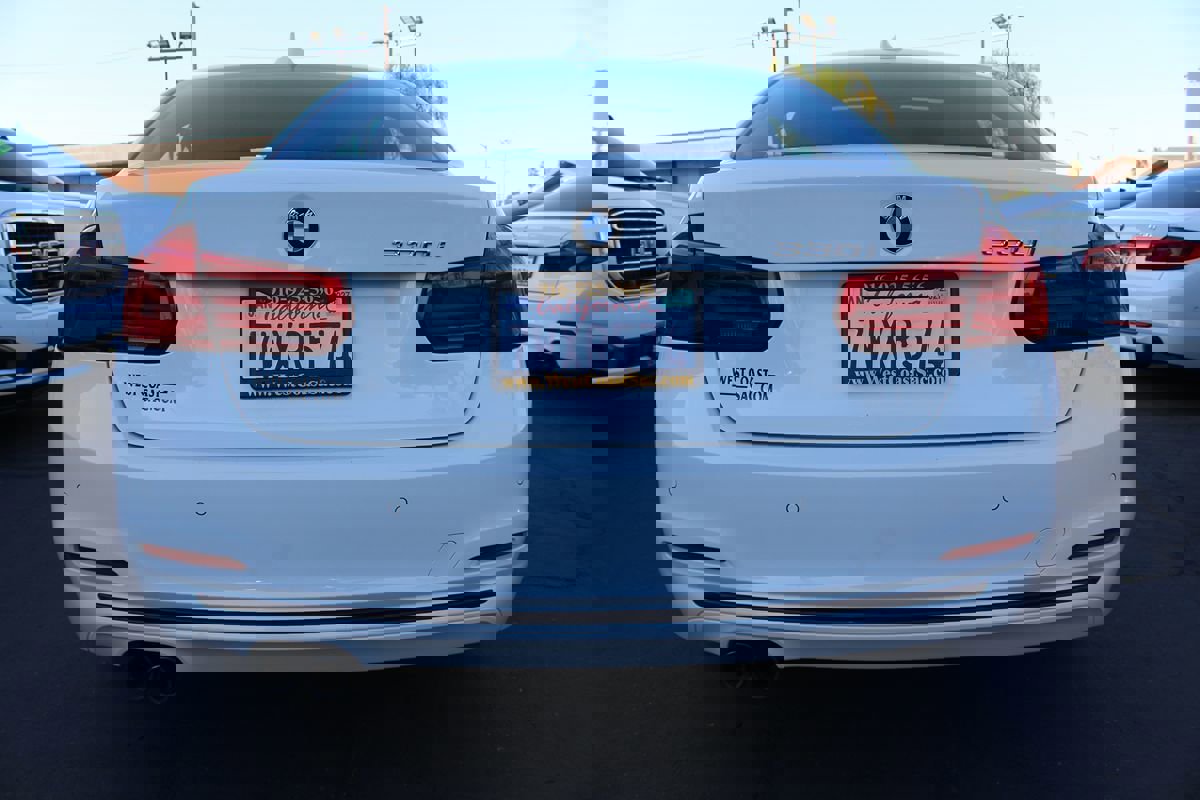 Used 2017 BMW 330i Sedan RWD image 15