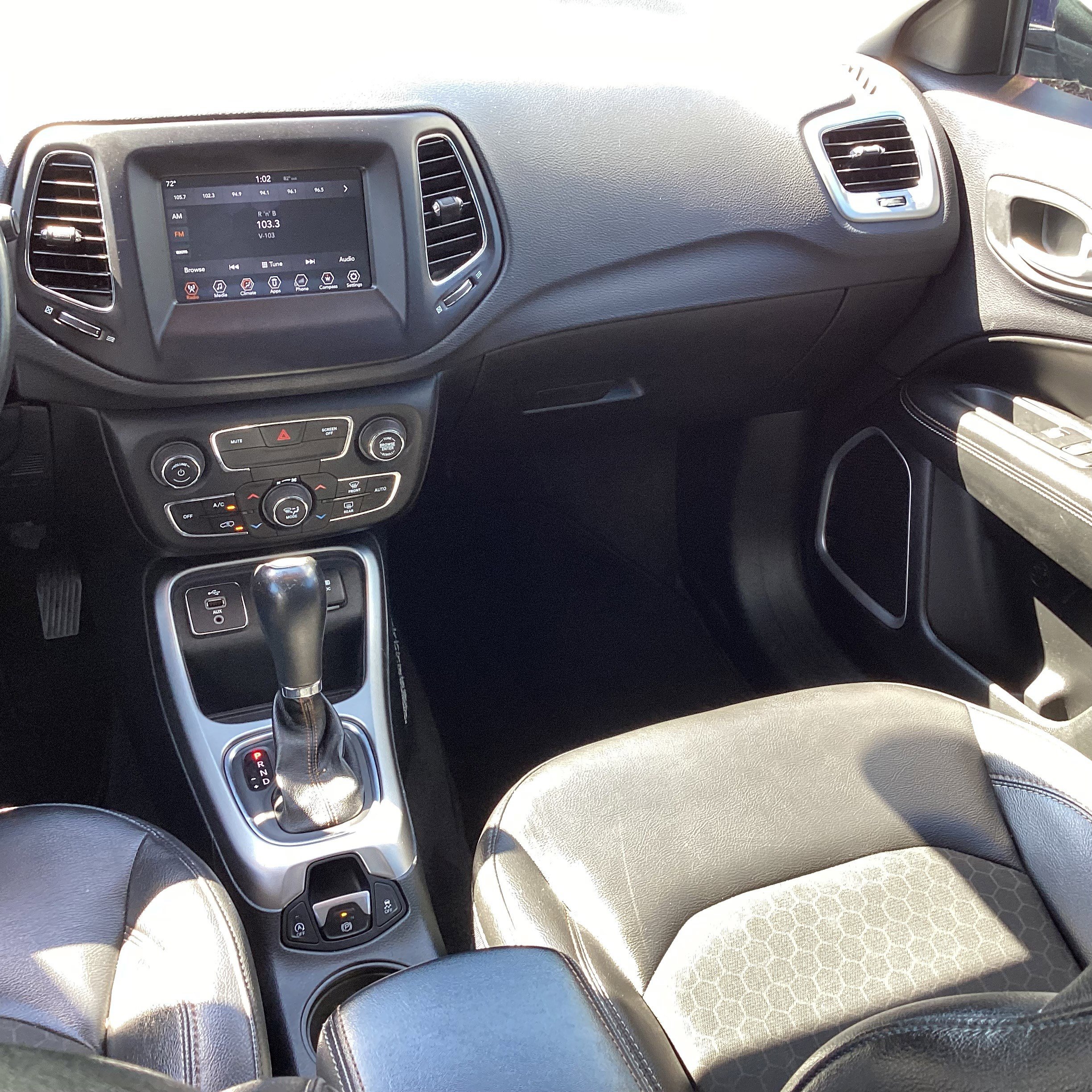 Used 2018 Jeep Compass Latitude w/ Popular Equipment Group image 18