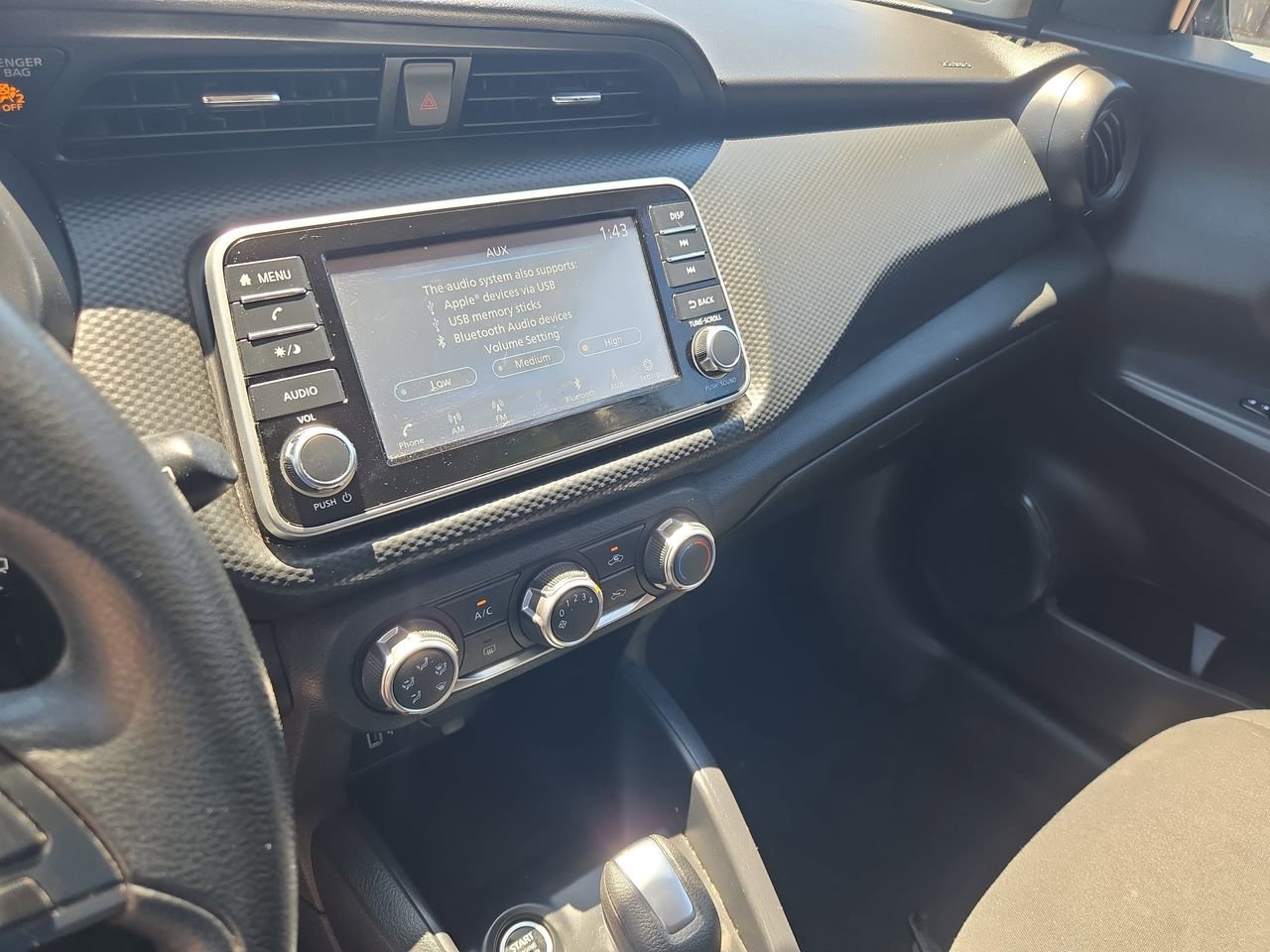 Used 2025 Nissan Kicks Play S FWD image 12