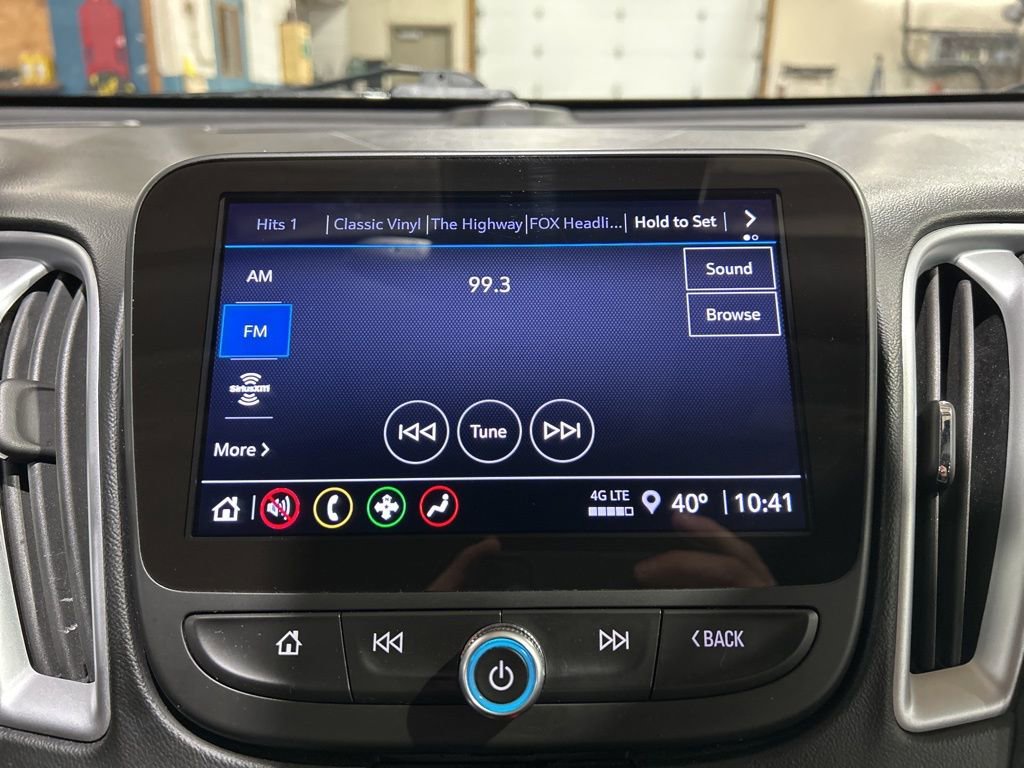 Used 2023 Chevrolet Malibu LT image 27