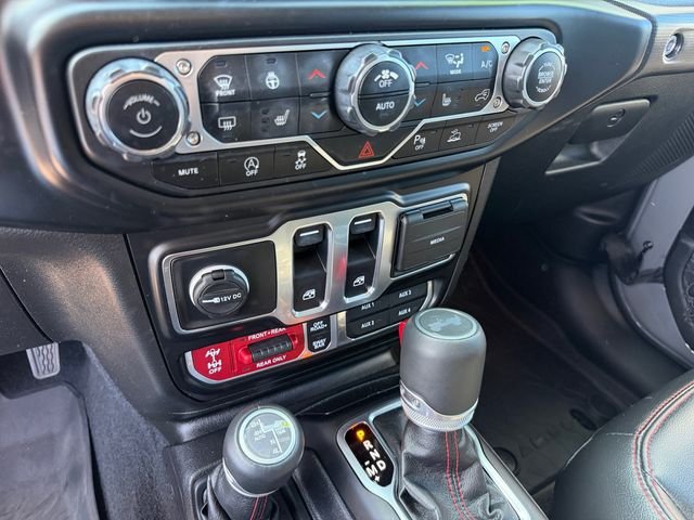 Used 2022 Jeep Wrangler Rubicon w/ LED Lighting Group AWD/4WD image 18