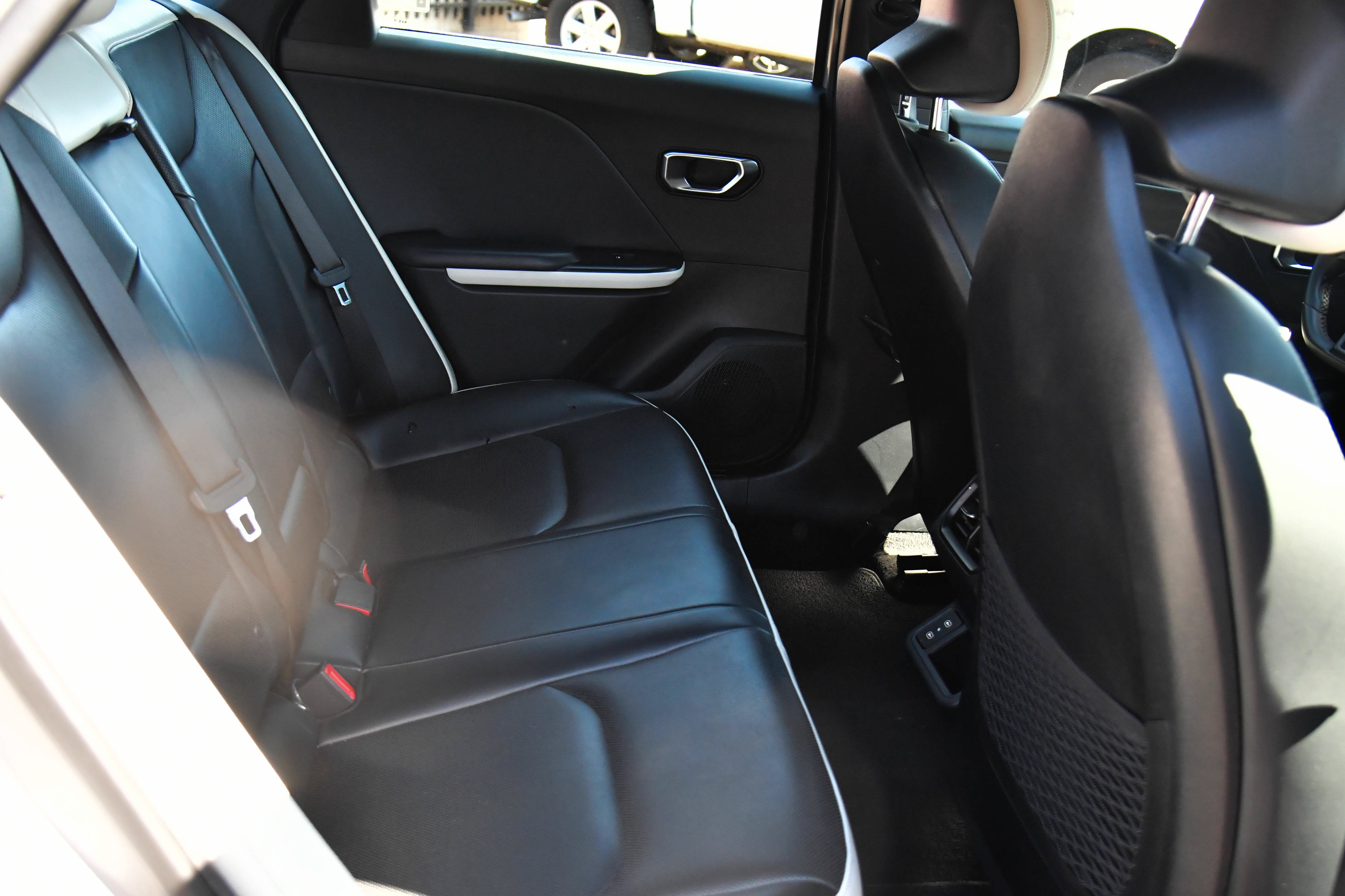 Used 2025 Kia K4 GT-Line Turbo FWD image 52