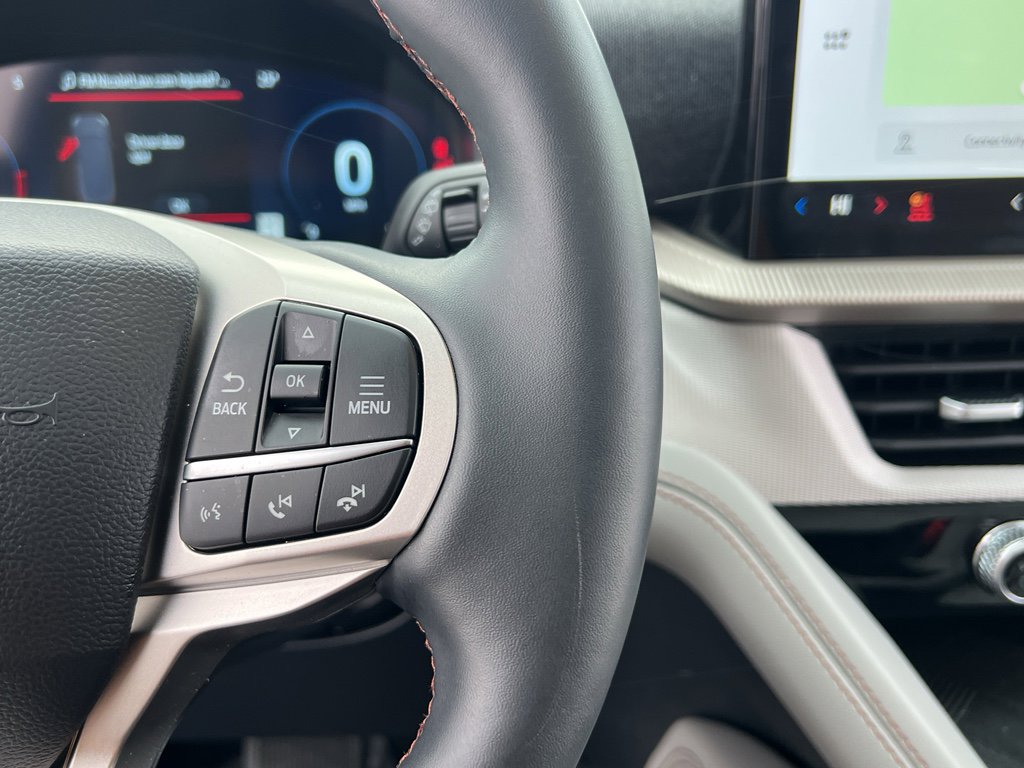 Certified 2025 Ford Explorer Active w/ Active Comfort Package image 36