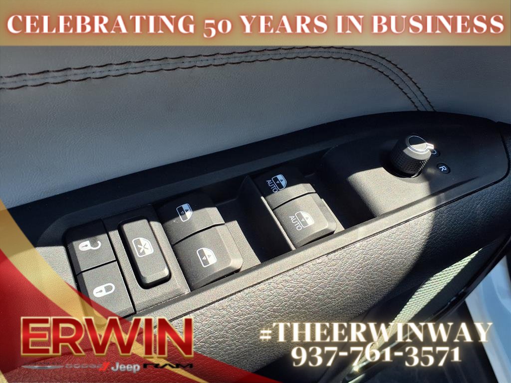 Certified 2024 Jeep Compass Limited image 16