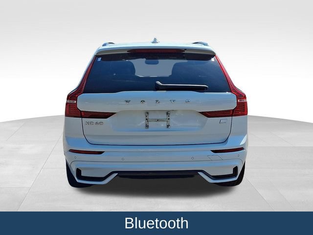 Used 2022 Volvo XC60 T8 R-Design w/ Advanced Package AWD/4WD image 6