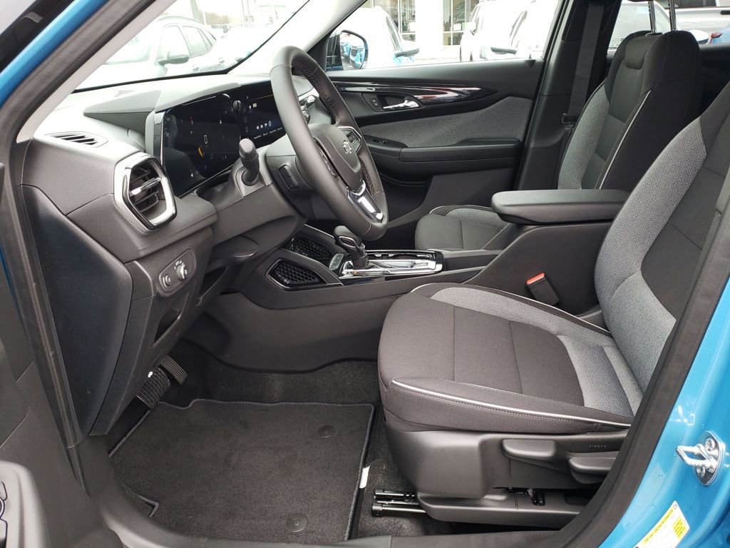 New 2026 Chevrolet TrailBlazer LT w/ Midnight Edition image 9