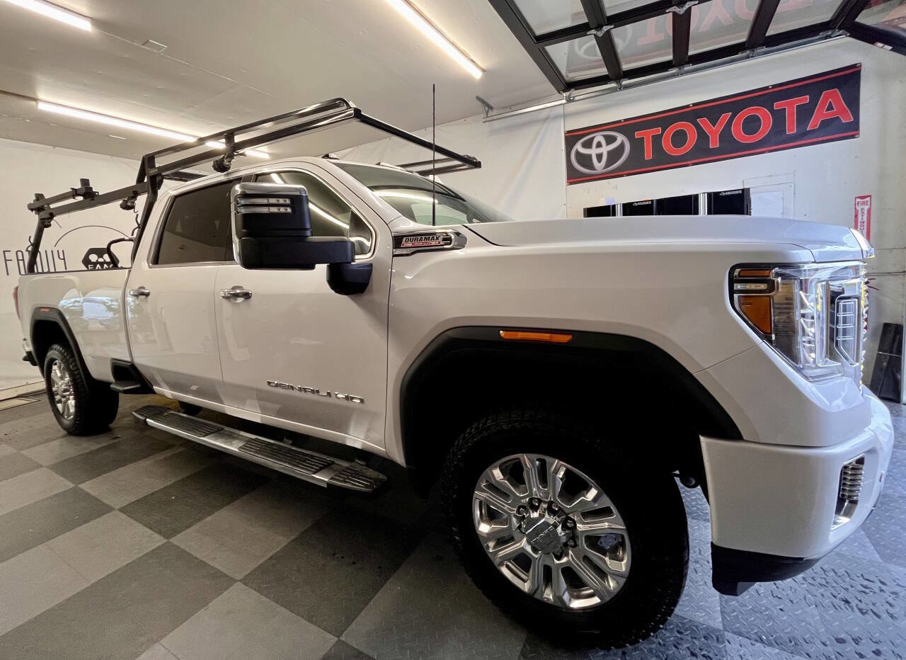 Used 2020 GMC Sierra 3500 Denali w/ Denali Ultimate Package image 4