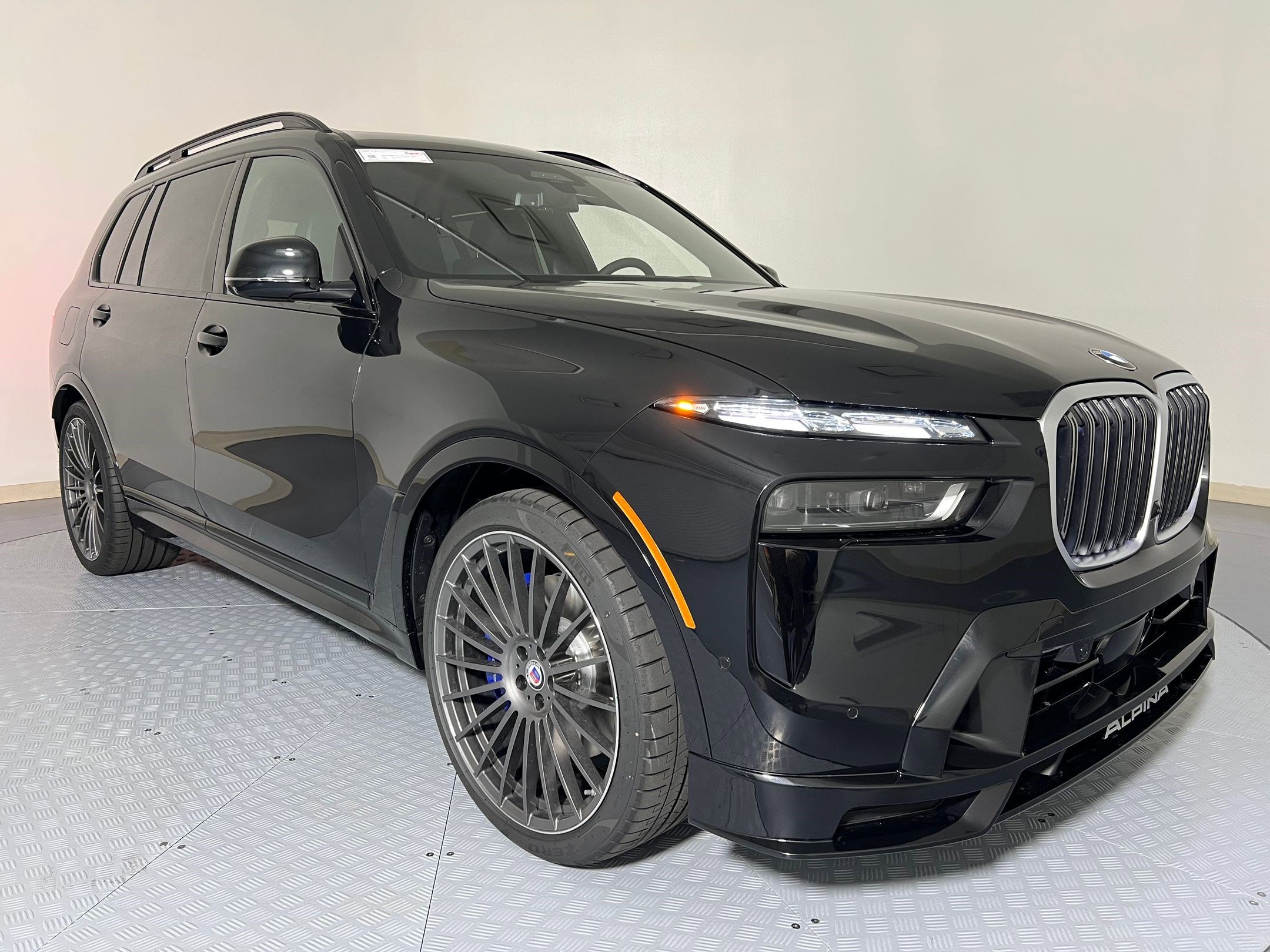 New 2026 BMW ALPINA XB7 image 5