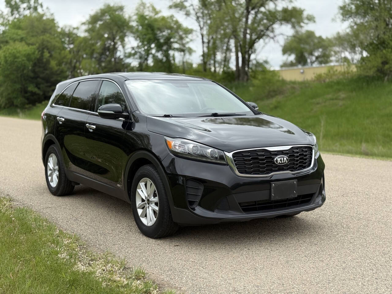 Used 2019 Kia Sorento AWD V6 image 4