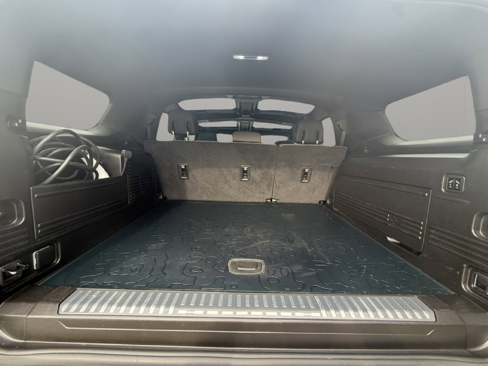 Used 2024 GMC Hummer EV 3X w/ LPO, Cargo Utility Package image 14