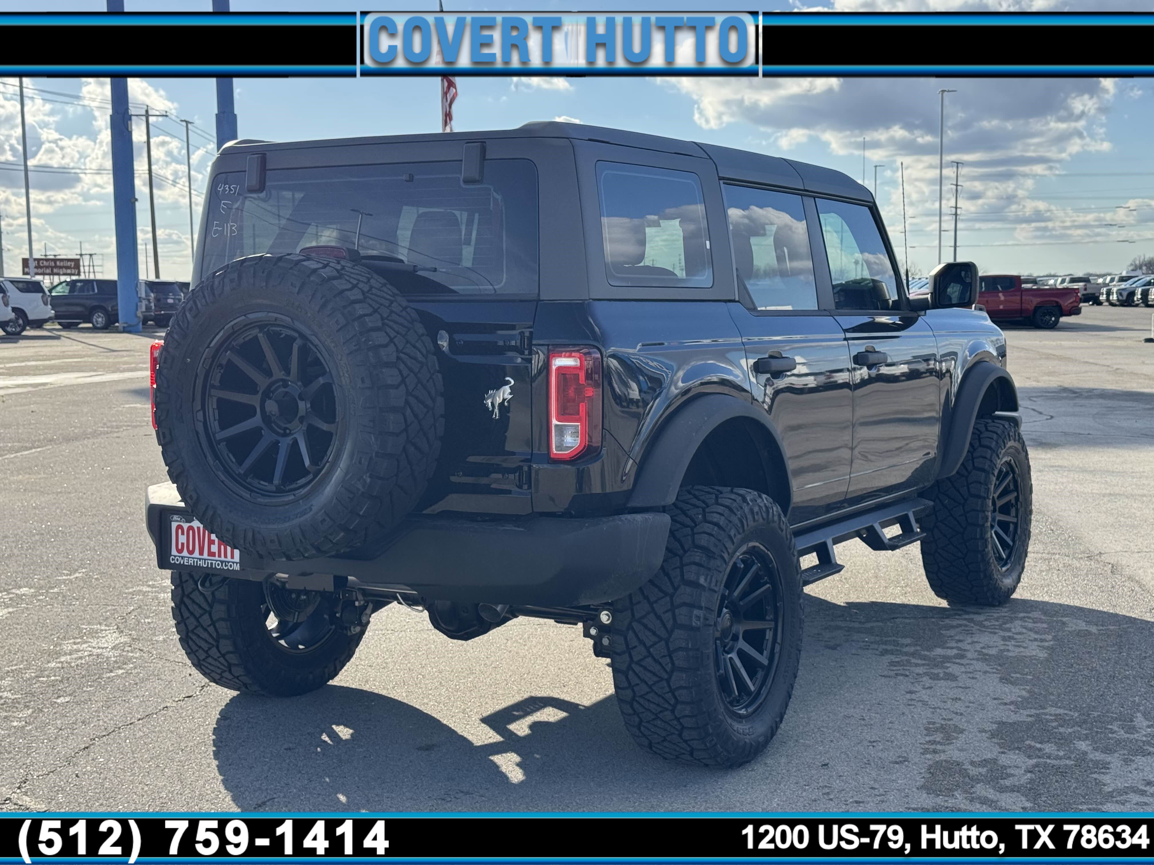 New 2025 Ford Bronco 4-Door image 6