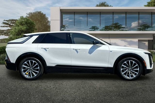 Certified 2024 Cadillac Lyriq Sport AWD/4WD image 26