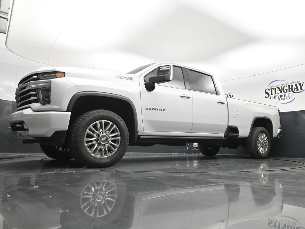 Used 2023 Chevrolet Silverado 3500 High Country AWD/4WD image 28