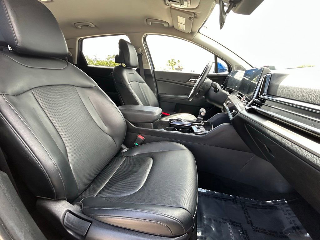 Used 2023 Kia Sportage EX FWD image 34