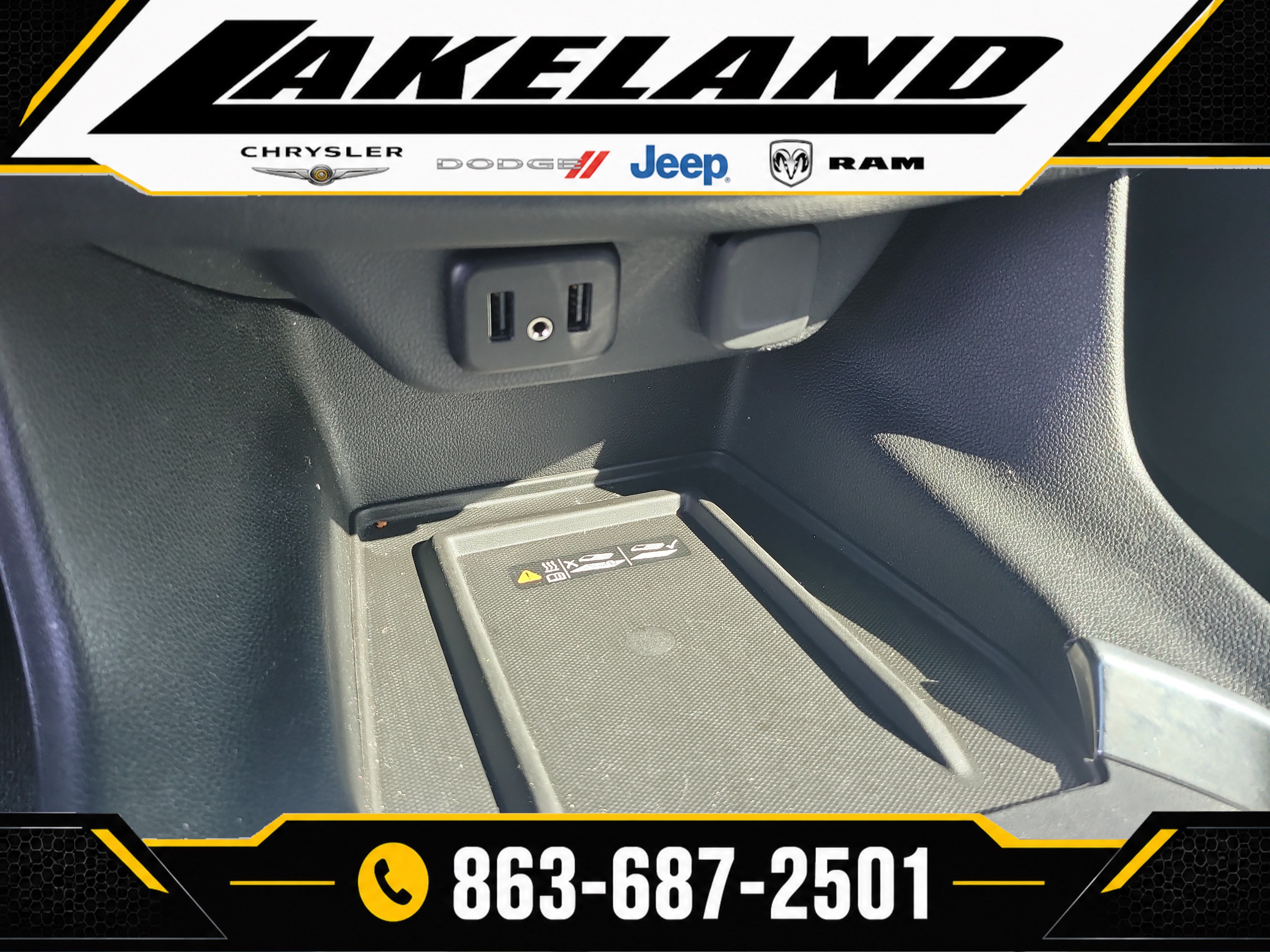 Used 2023 Chevrolet Traverse LT AWD/4WD image 24