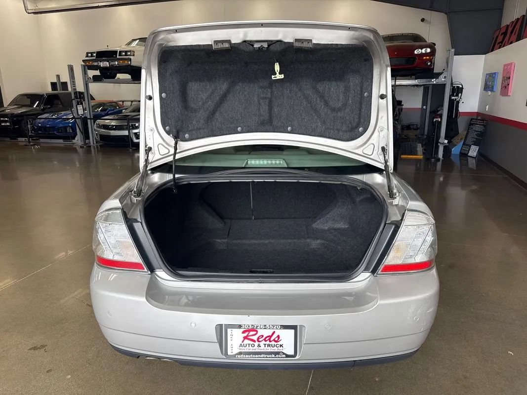 Used 2008 Mercury Sable AWD Sedan image 10