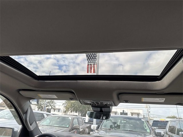 Used 2024 GMC Sierra 1500 Denali w/ Denali Reserve Package image 13