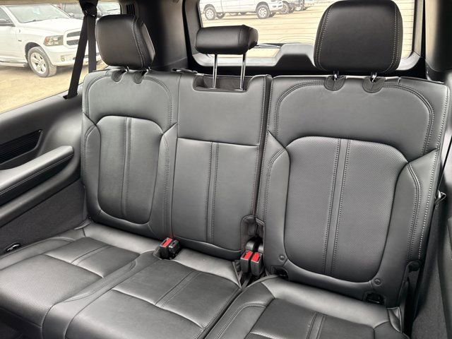 New 2026 Jeep Grand Wagoneer L Summit AWD/4WD image 7