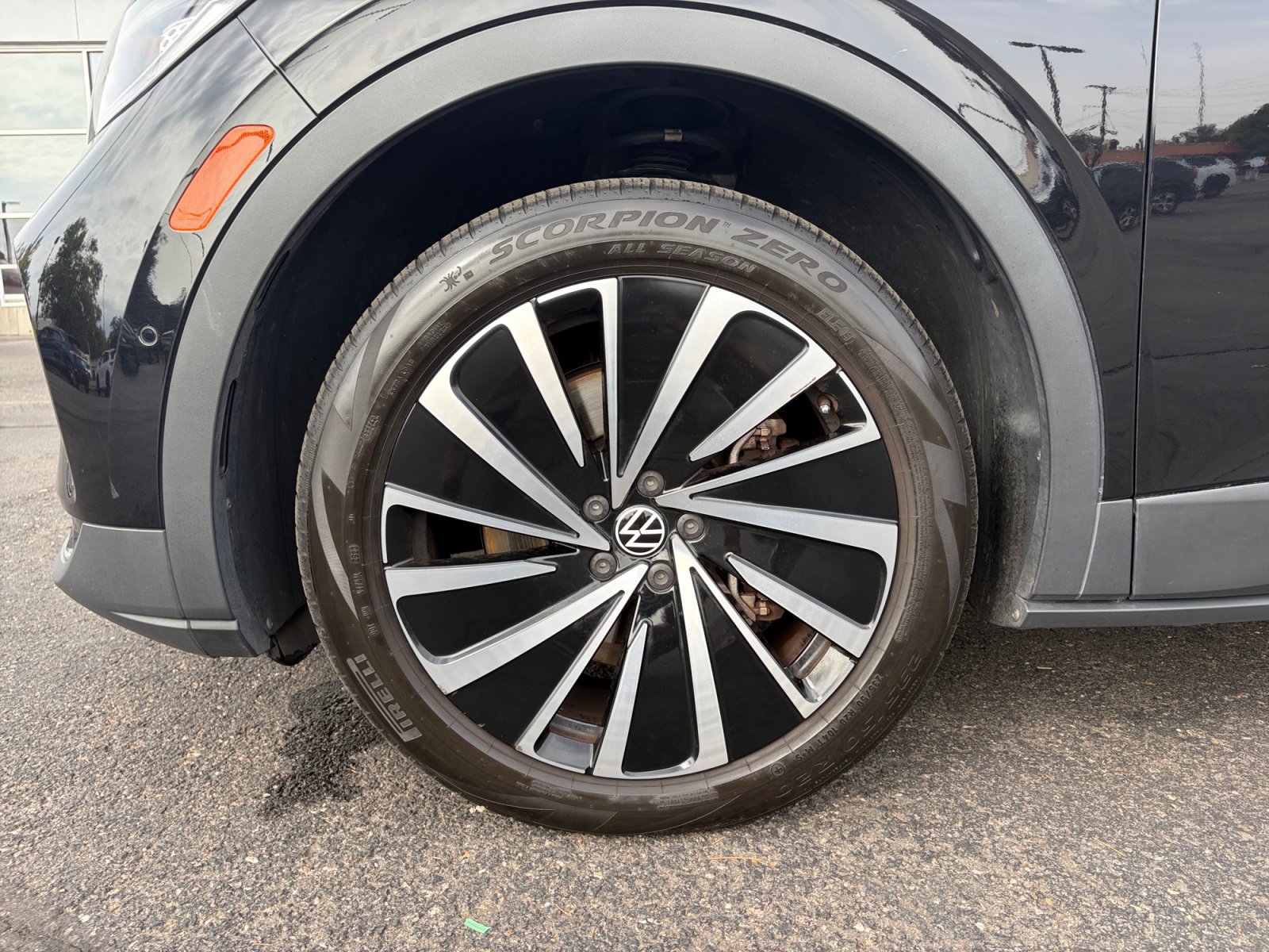 Used 2023 Volkswagen ID.4 Pro S Plus AWD/4WD image 26