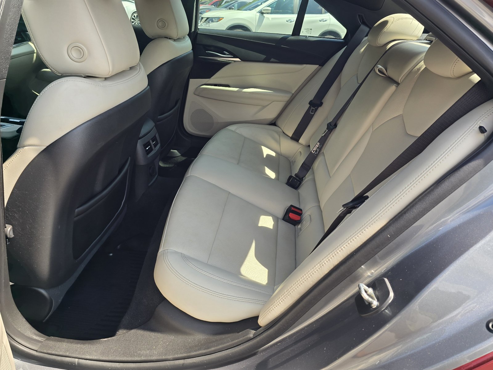 Used 2021 Cadillac CT4 Premium Luxury RWD image 11