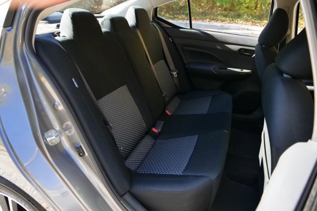 Used 2024 Nissan Versa S w/ S Plus Package image 31