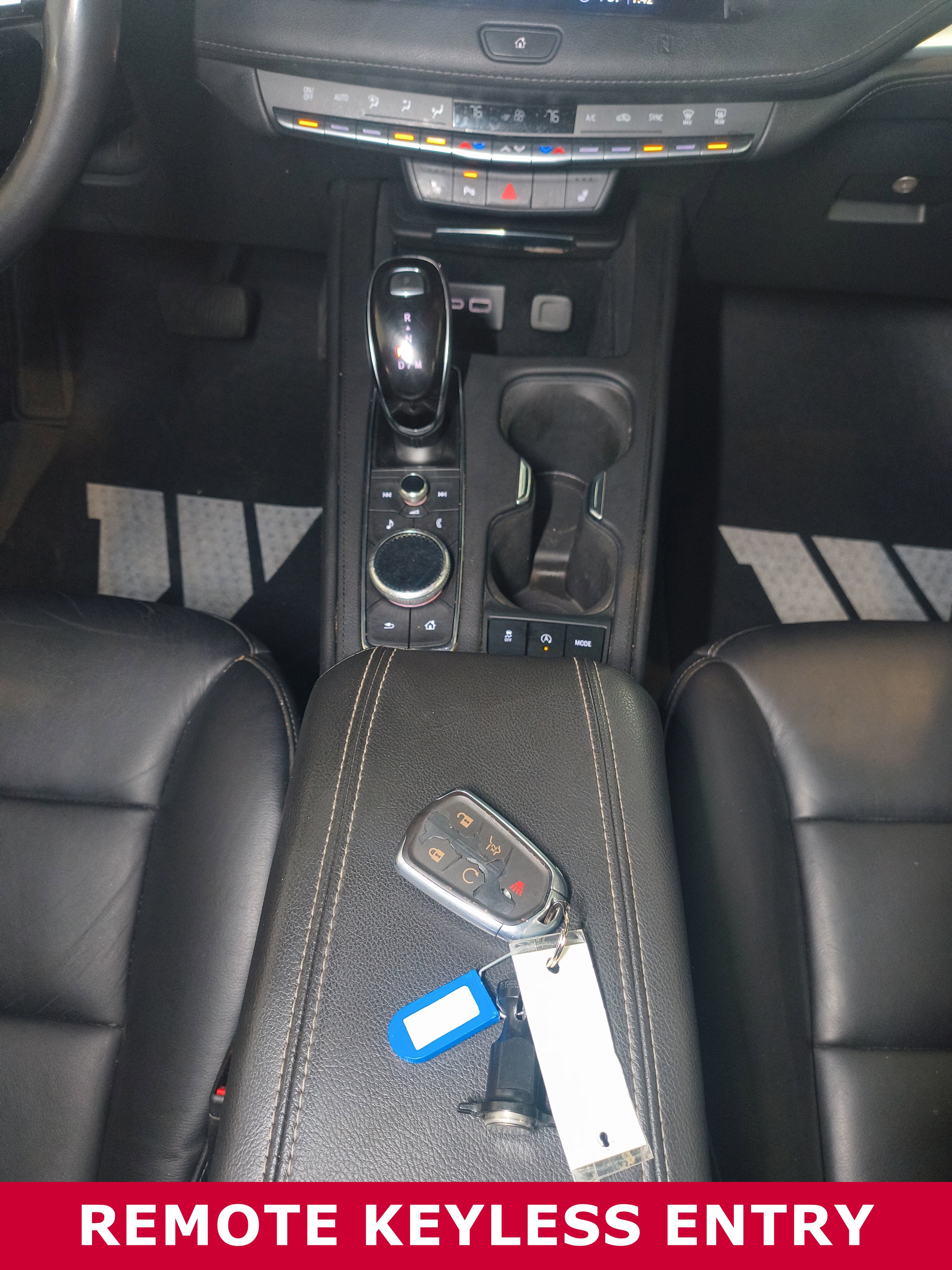 Used 2020 Cadillac XT4 Premium Luxury w/ Technology Package image 16