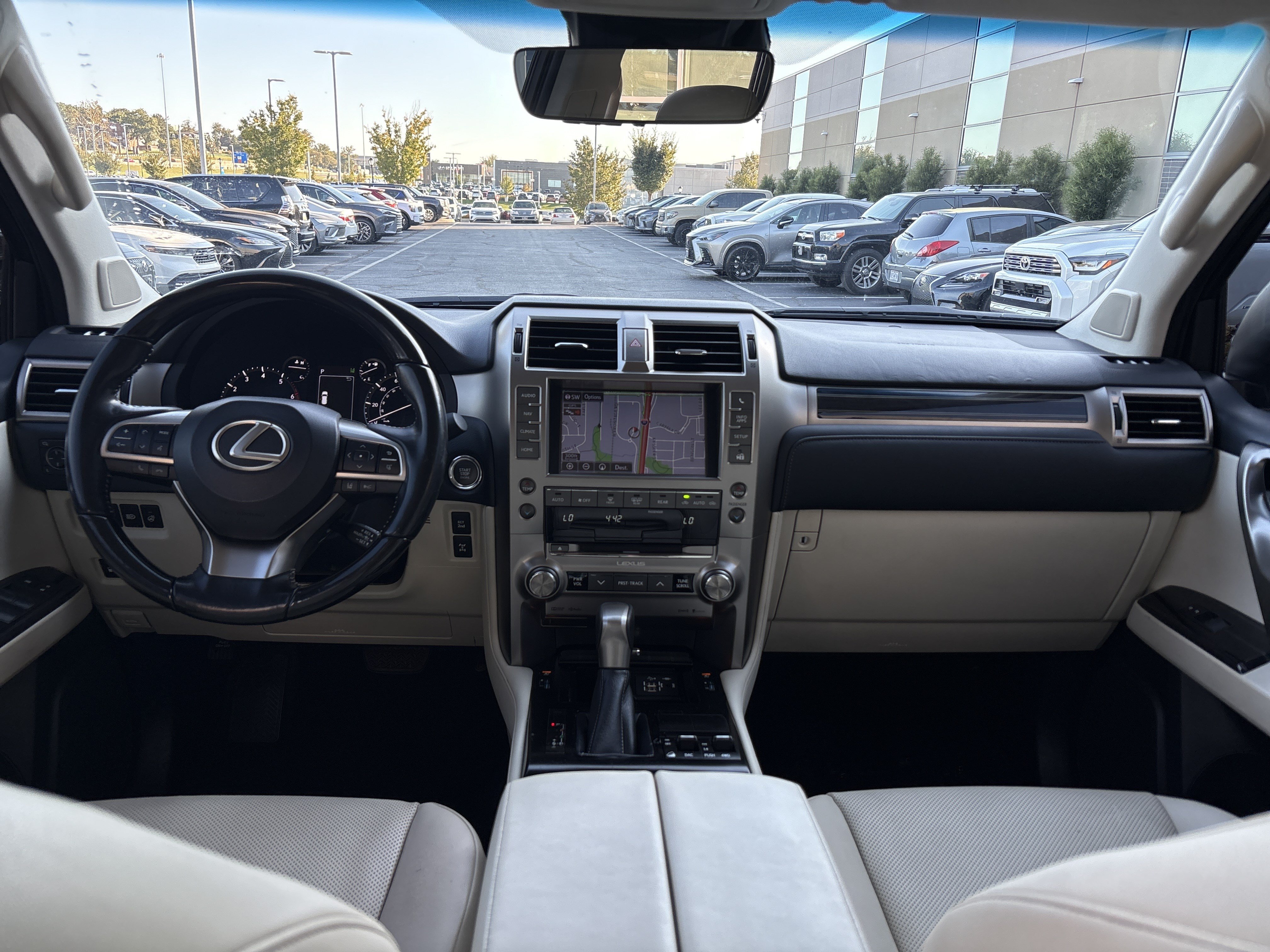 Used 2021 Lexus GX 460 Premium AWD/4WD image 16