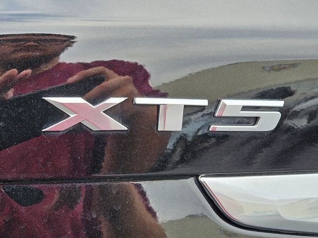 Certified 2025 Cadillac XT5 Premium Luxury FWD image 15