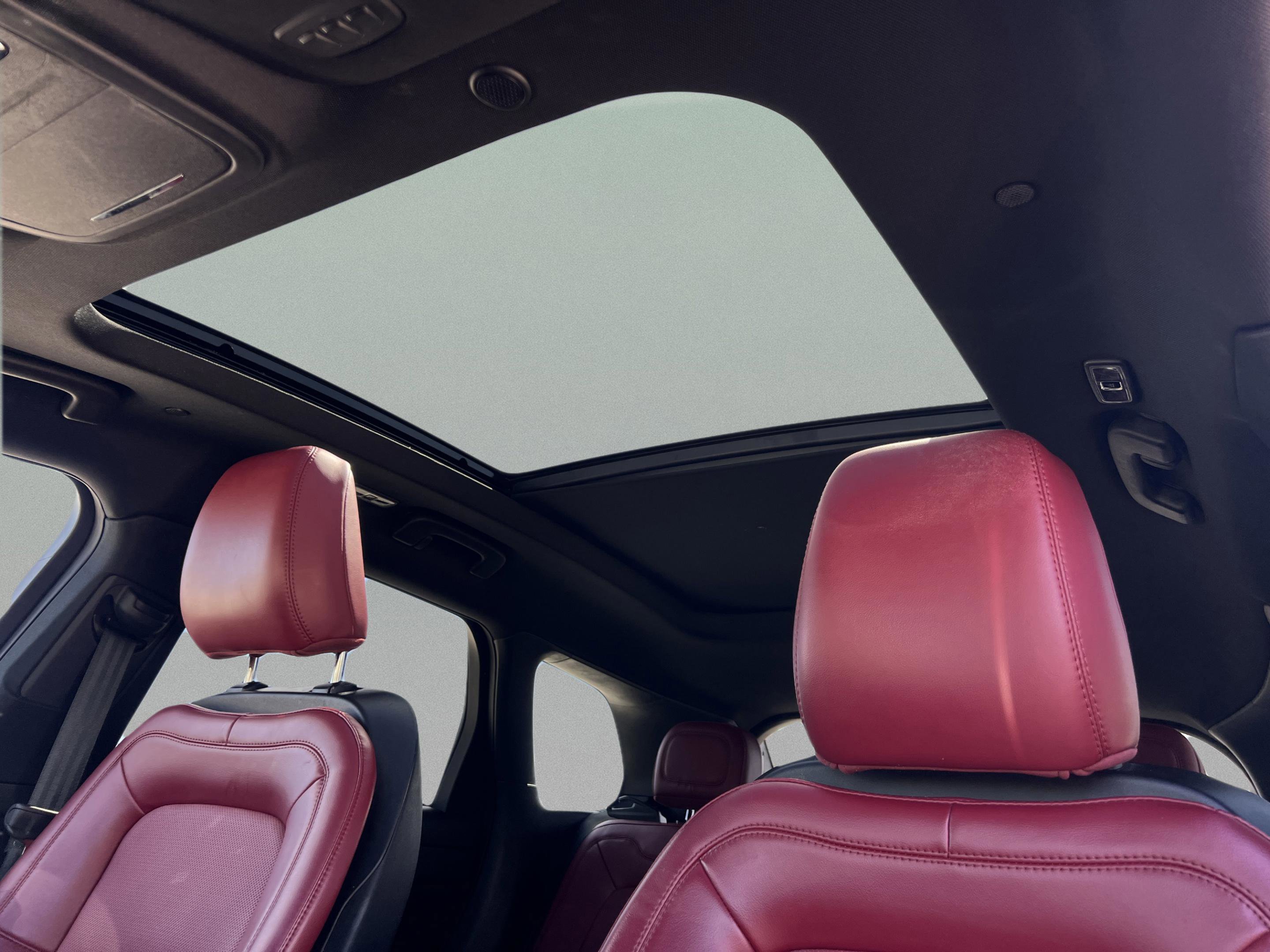 Used 2023 Lincoln Corsair Grand Touring w/ Equipment Group 301A image 33