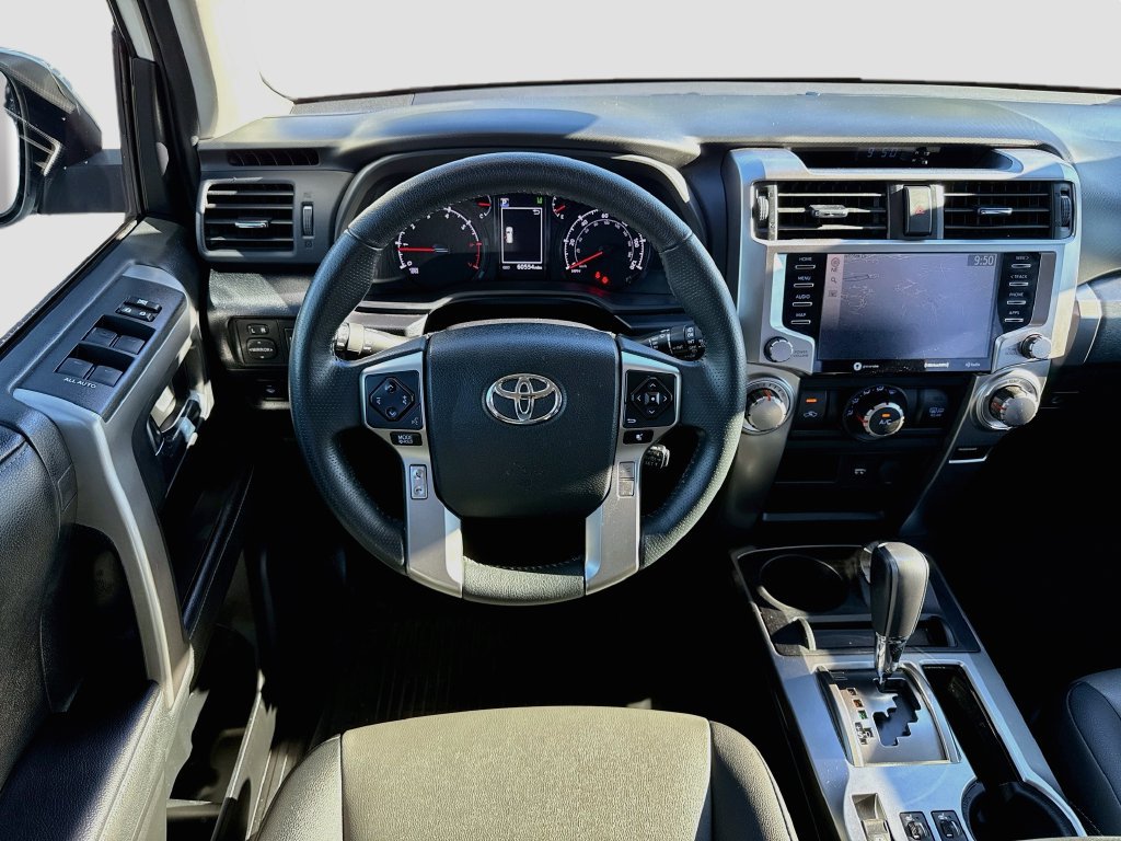 Used 2021 Toyota 4Runner SR5 Premium w/ Moonroof Package AWD/4WD image 25