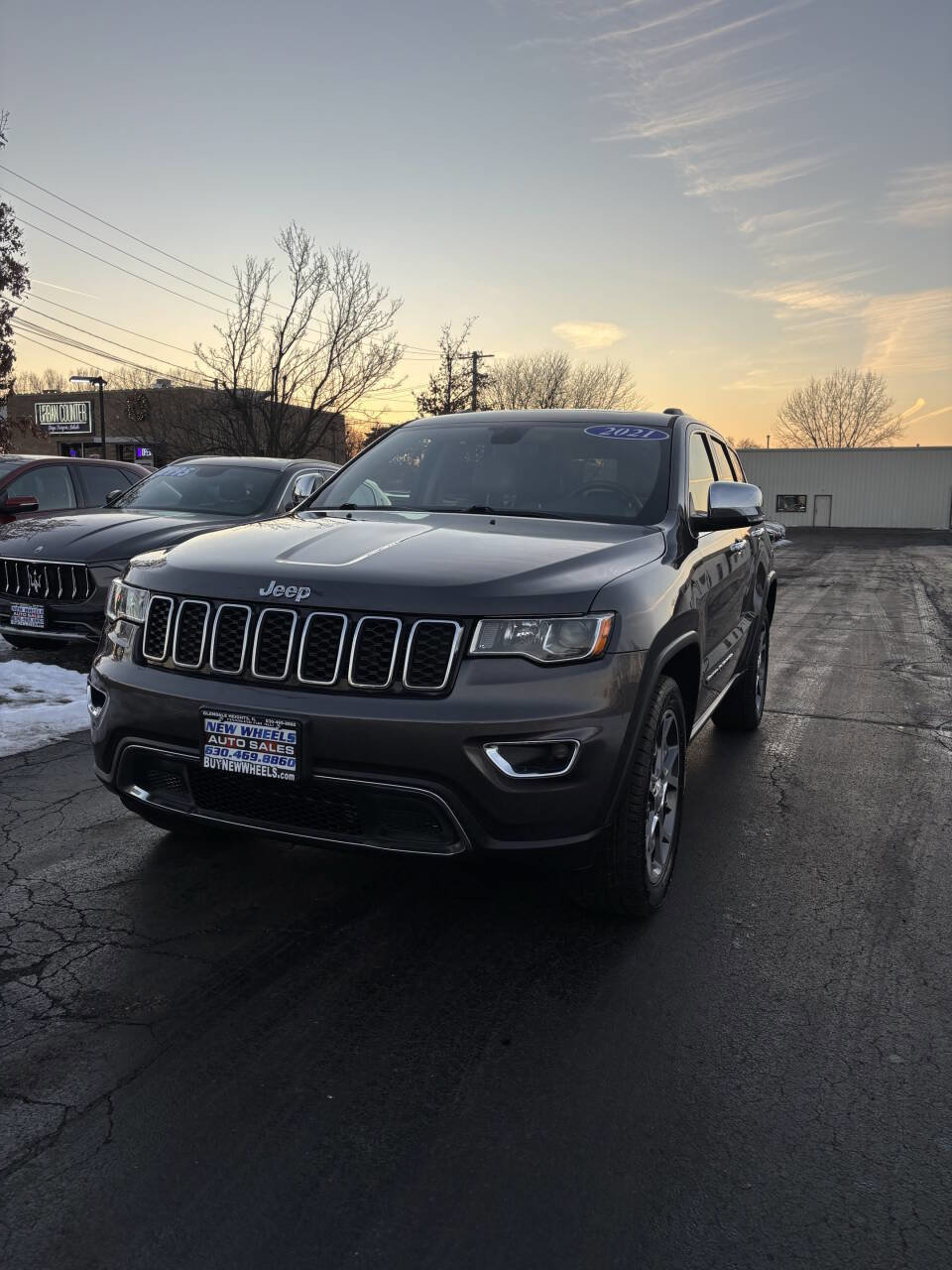 Used 2021 Jeep Grand Cherokee Limited image 1