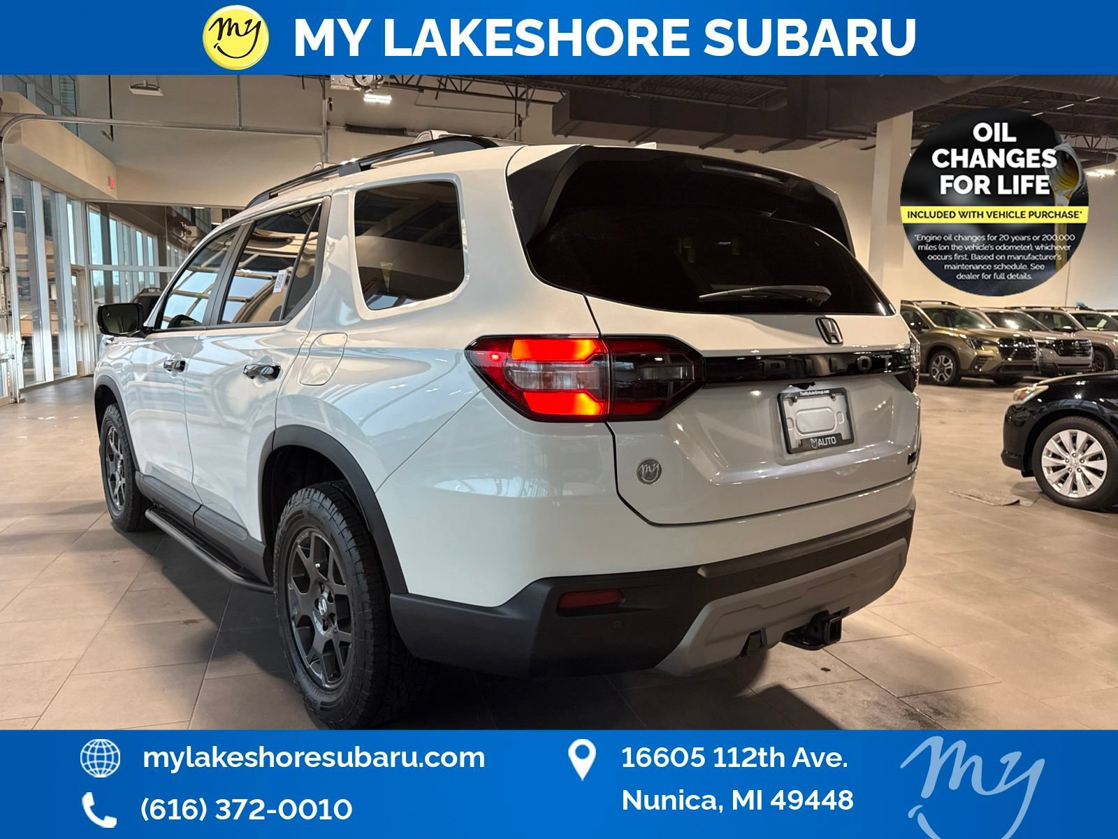 Used 2025 Honda Pilot TrailSport image 5