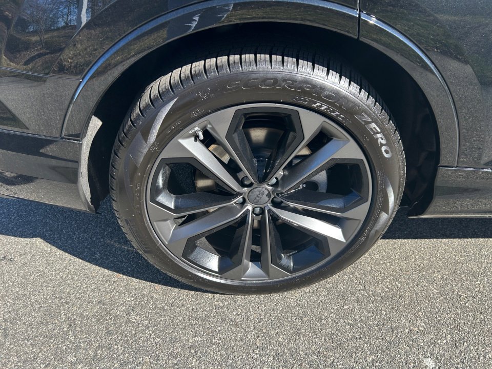 New 2026 Audi Q7 3.0T Premium Plus image 23