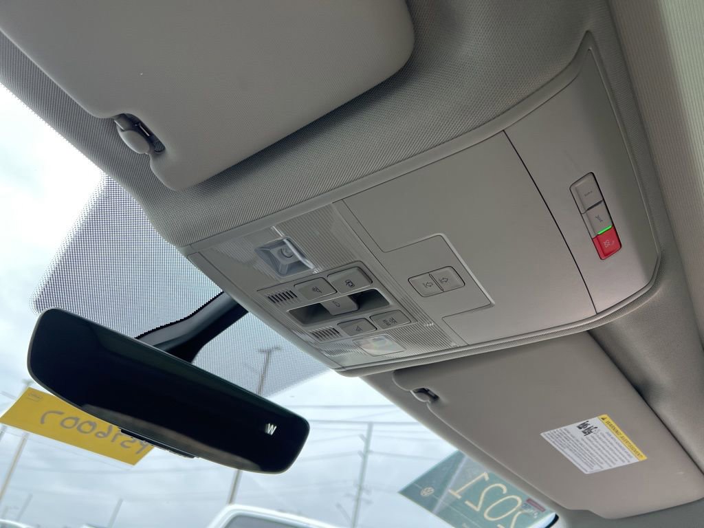 Used 2021 Volkswagen Atlas SE w/ Panoramic Sunroof Package image 23