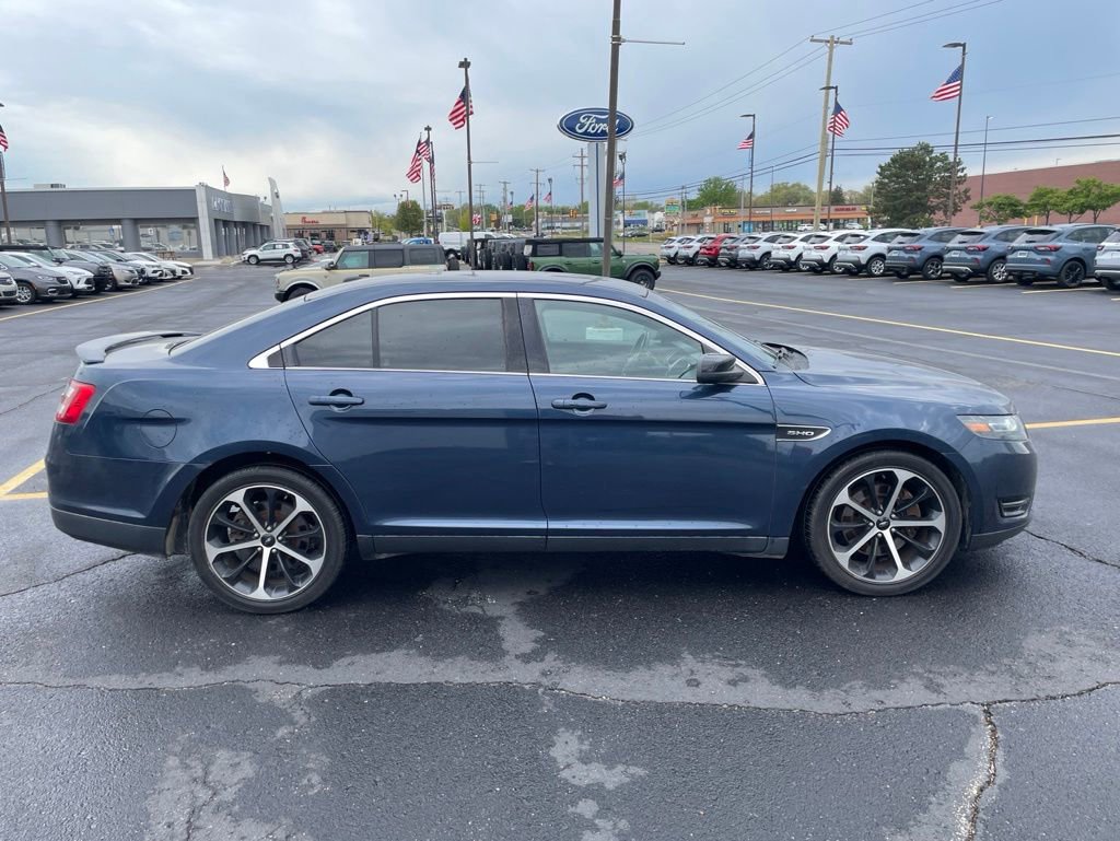 Used 2016 Ford Taurus SHO w/ Equipment Group 401A AWD/4WD image 4