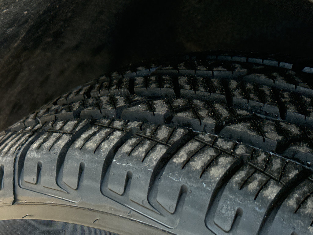 Used 2019 GMC Acadia SLE image 10